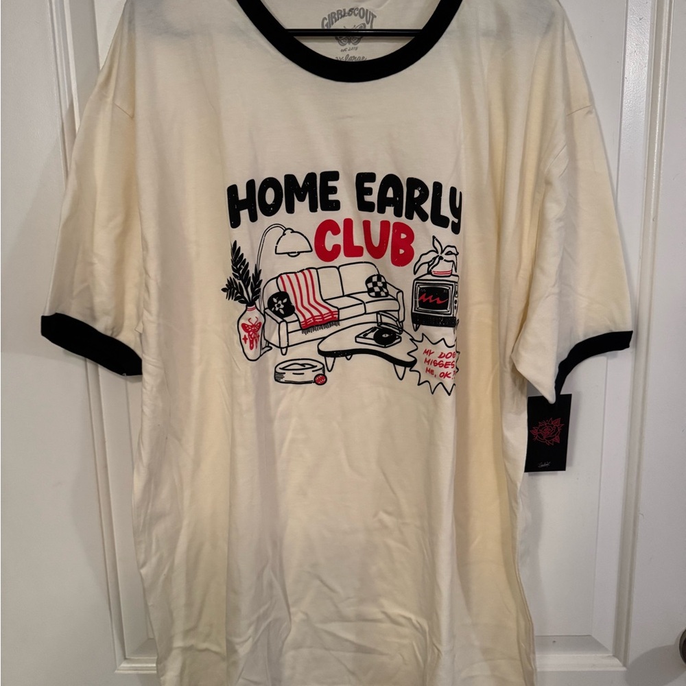 Girrlscout Graphic Tee